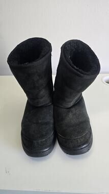 UGG Australia Ultimate Short 5275 Black Leather And Sheepskin Boots Womens 7